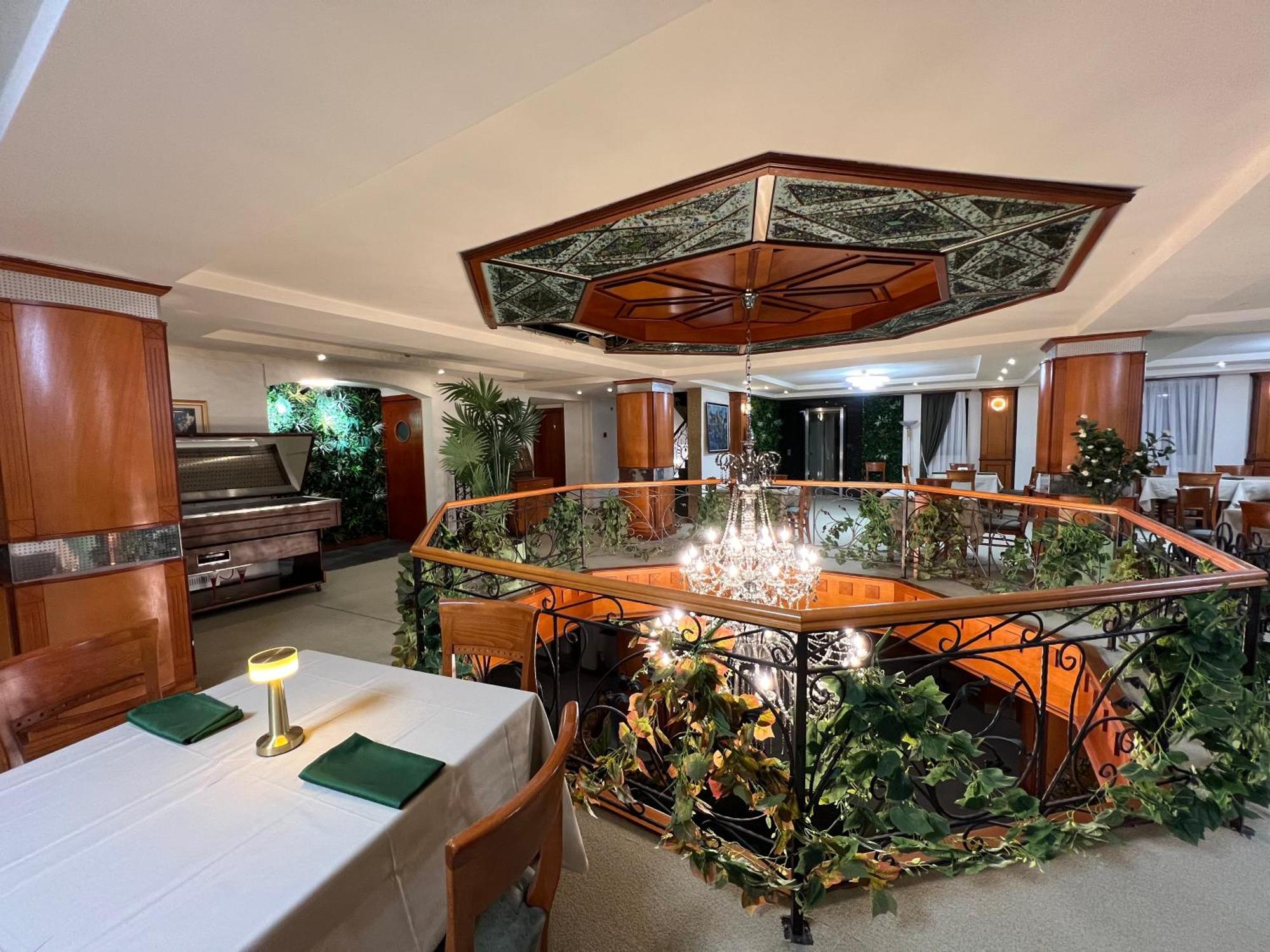 Hotel Princi I Arberit 普里什蒂纳 外观 照片