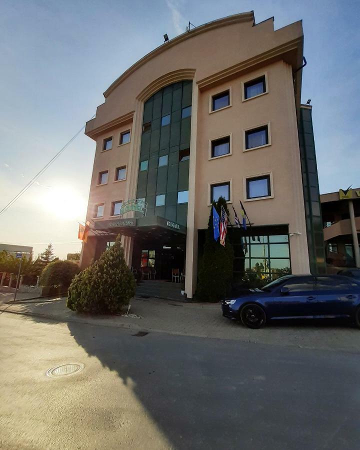 Hotel Princi I Arberit 普里什蒂纳 外观 照片